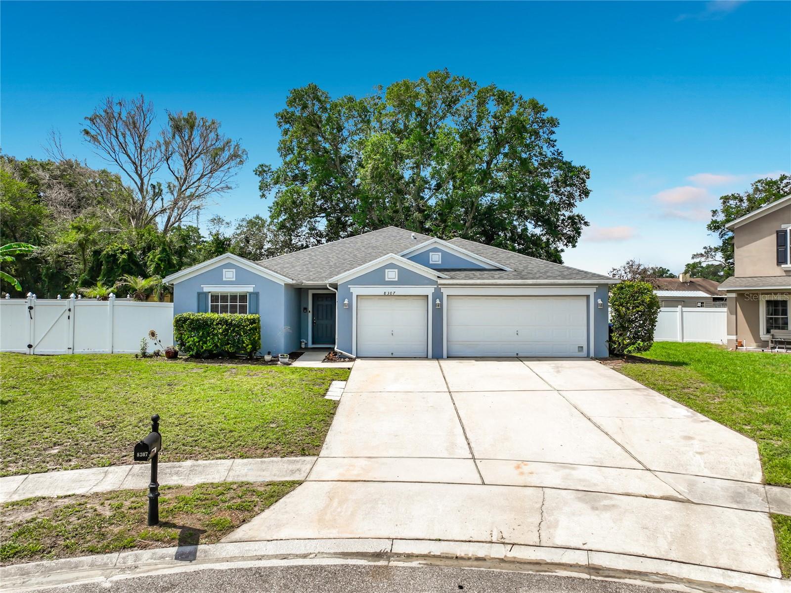 8307 LAINIE LN