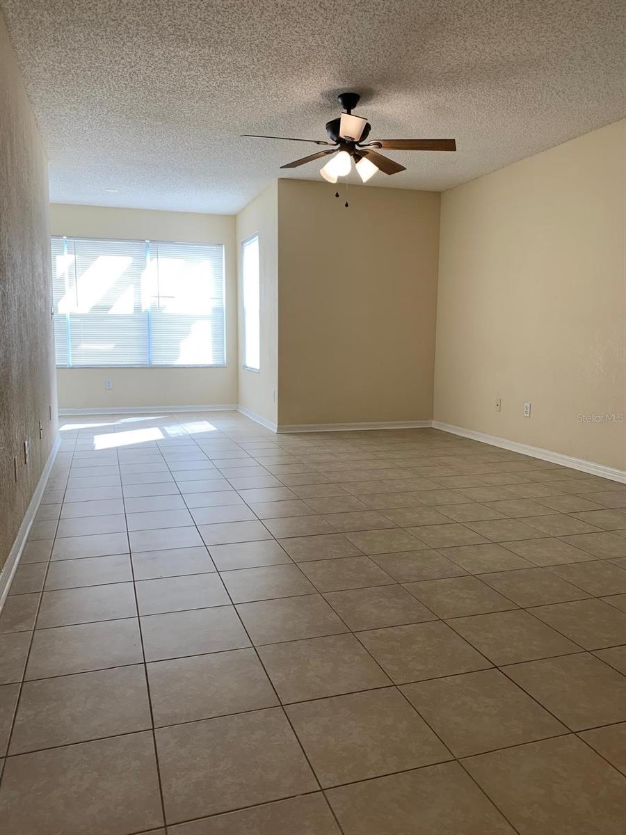 5112 CONROY RD #14 — photo 4