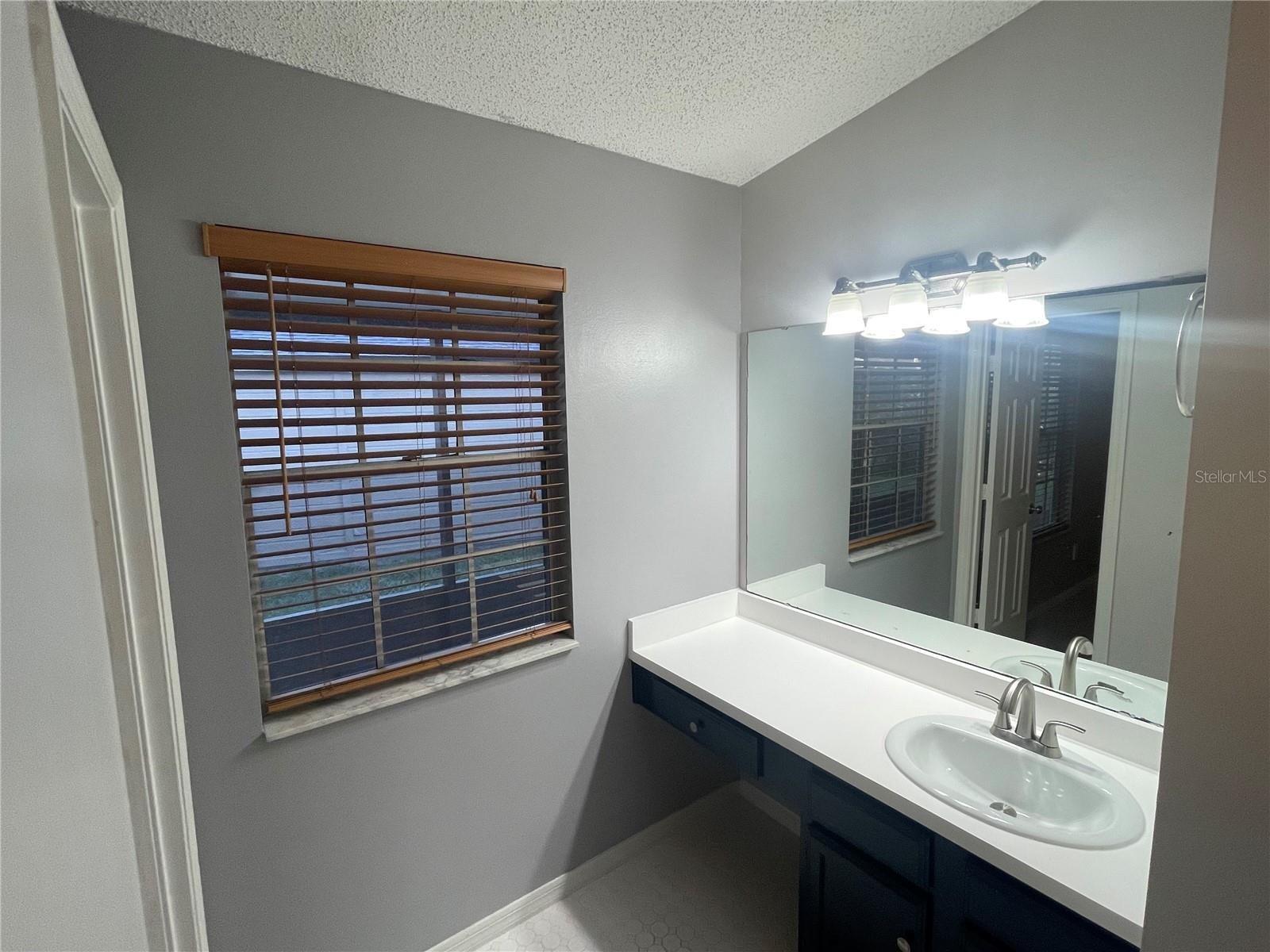 110 COBBLESTONE WAY — photo 12
