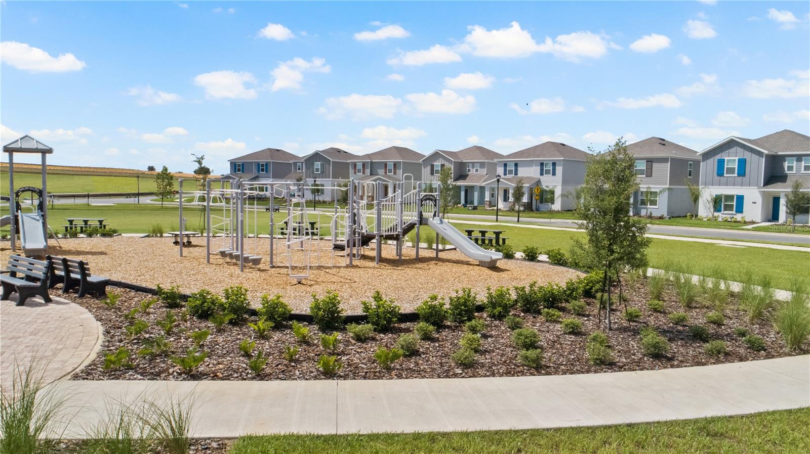 2688 MERCY CIR — photo 11