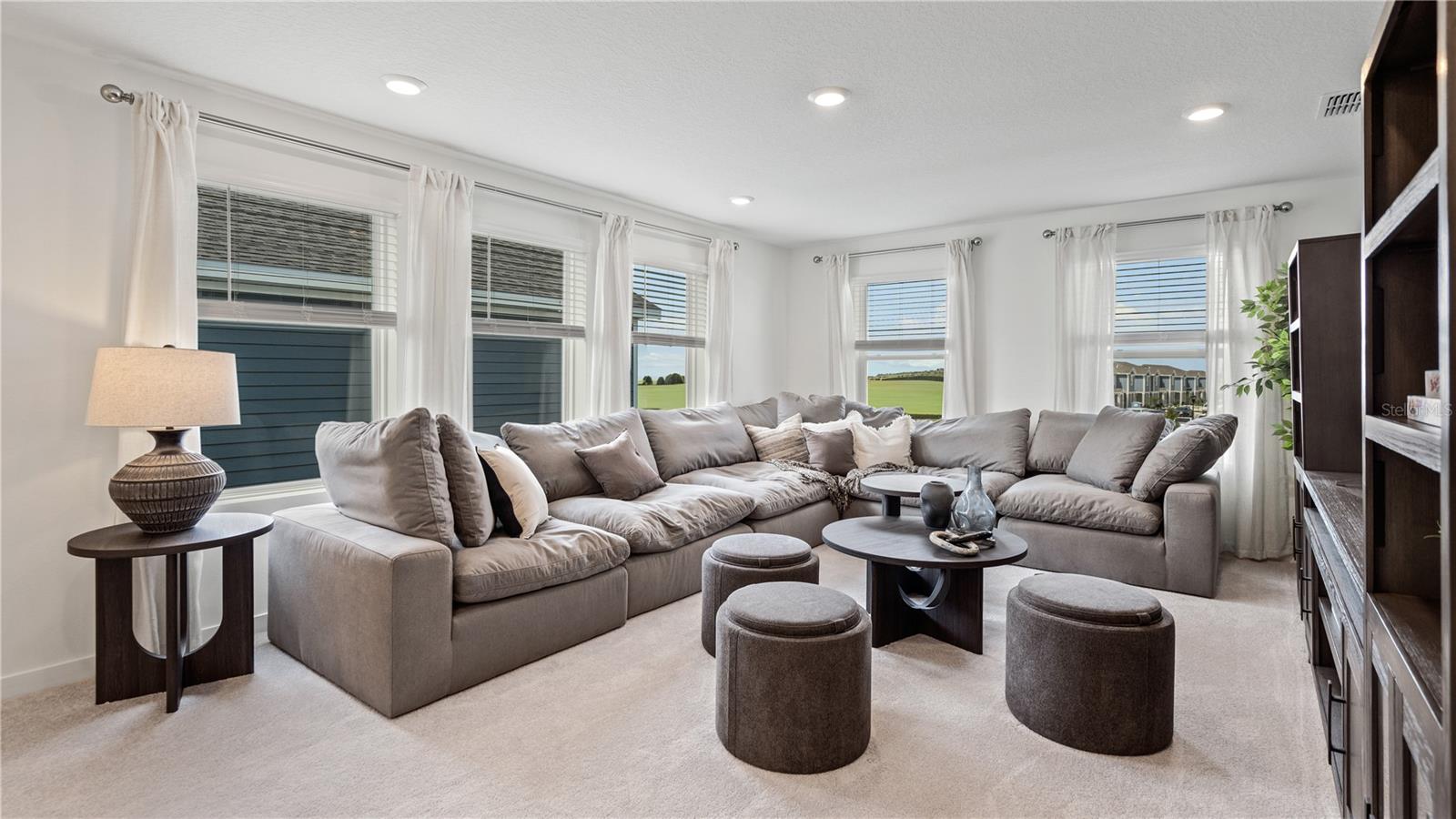 2688 MERCY CIR — photo 4