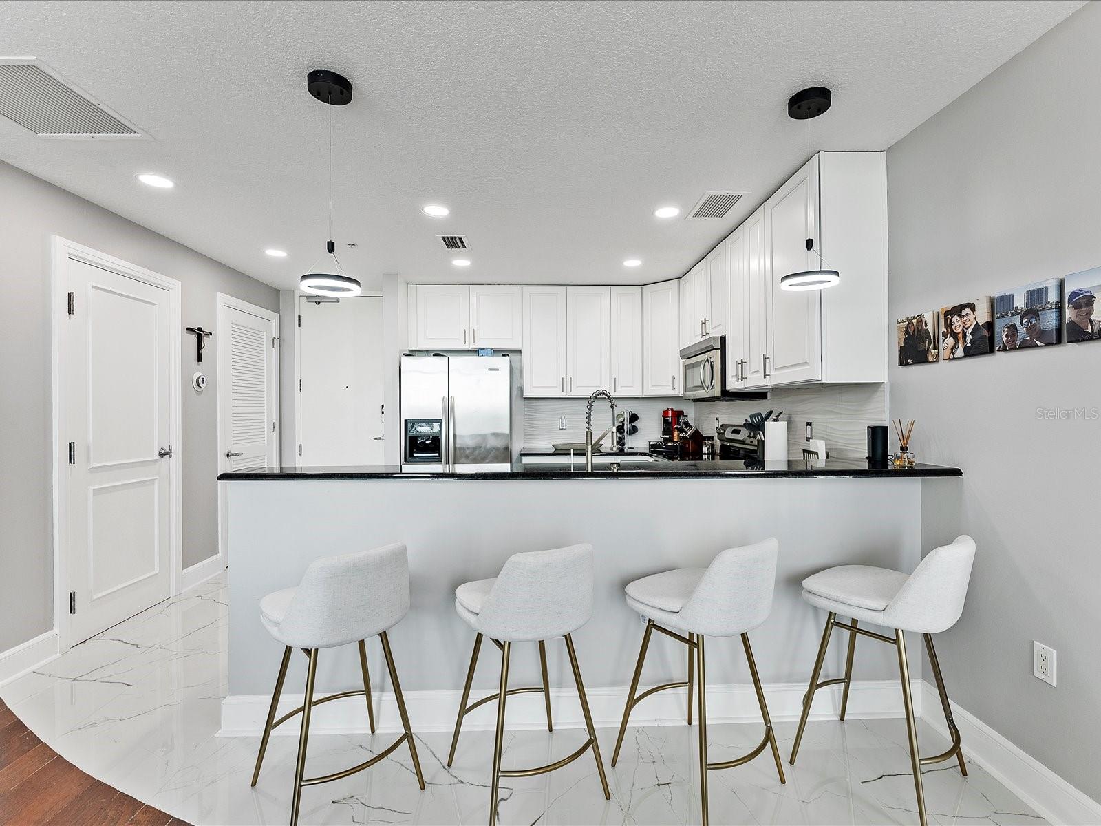 101 S EOLA DR #601 — photo 8
