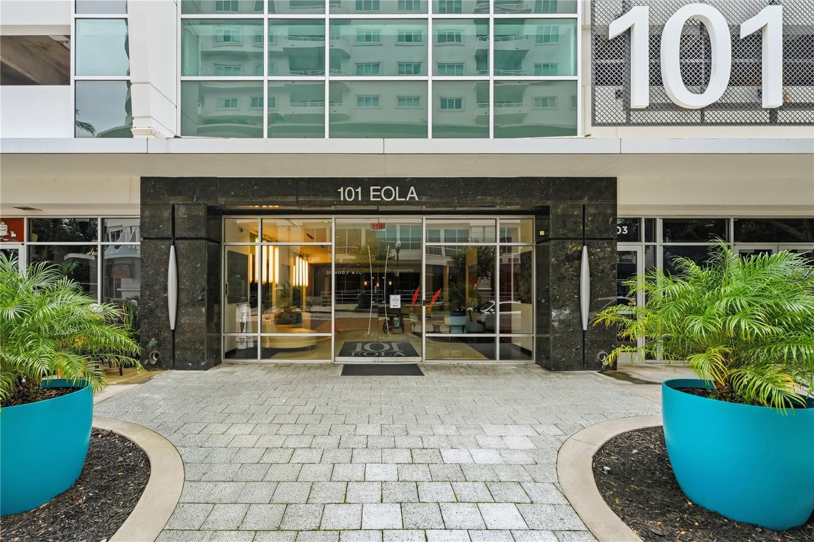 101 S EOLA DR #601