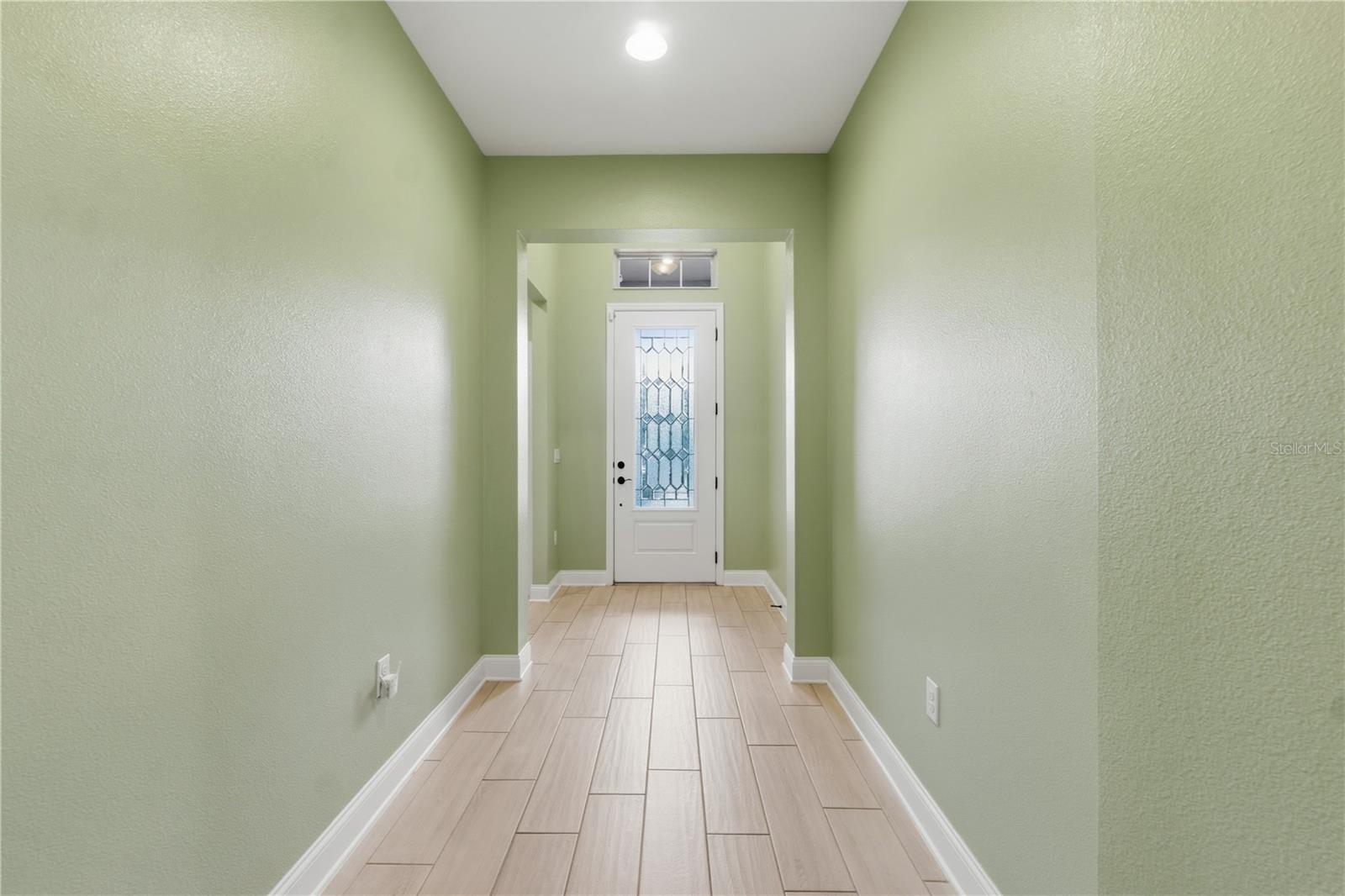 2393 PANORAMIC CIR — photo 6