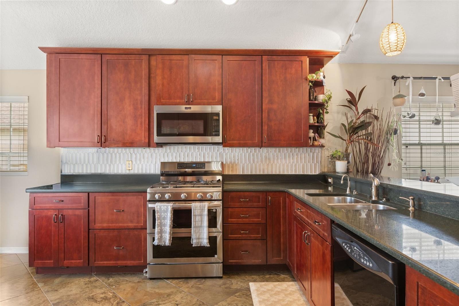 11612 PEACH GROVE LN — photo 10
