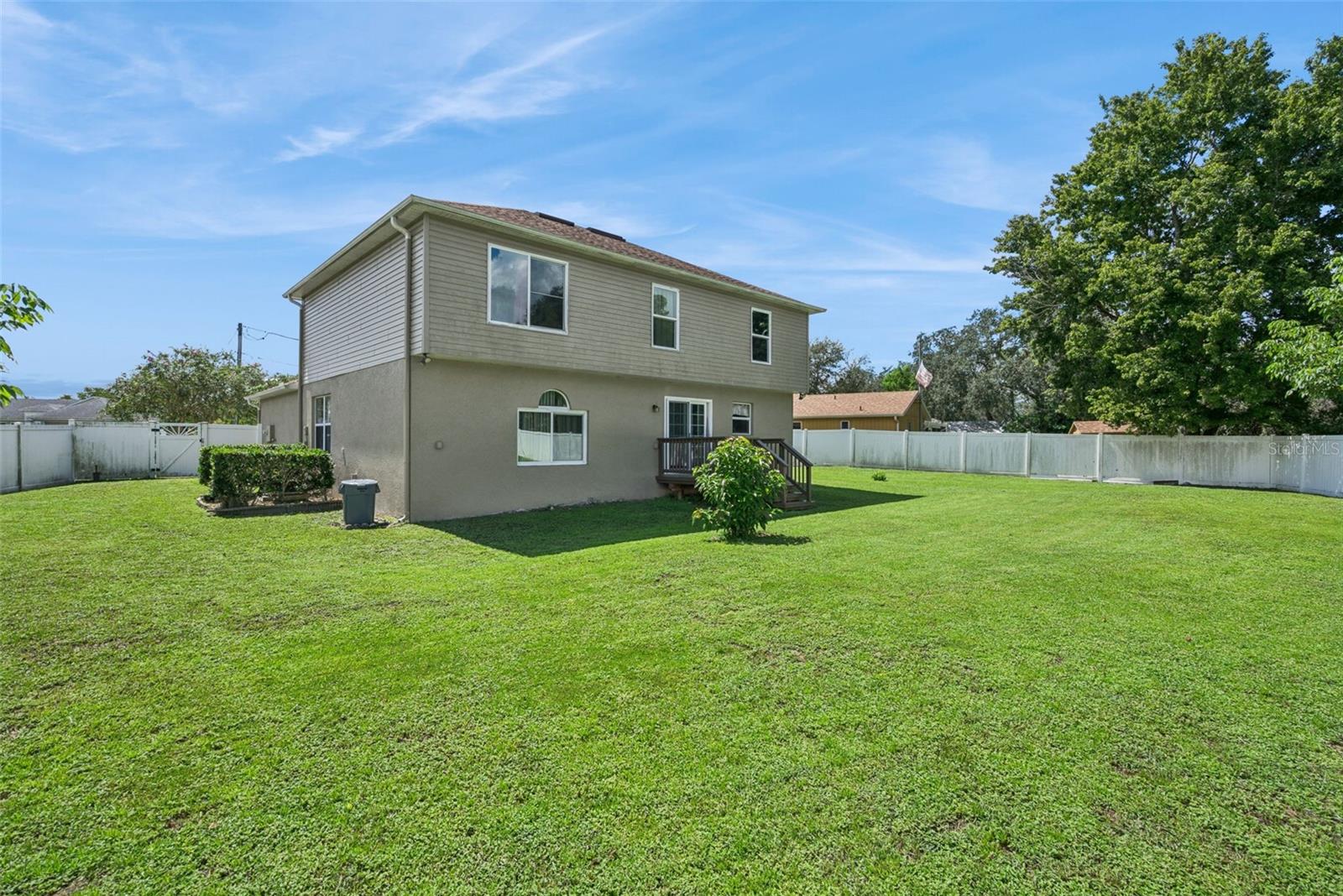 2790 SANGER TER — photo 2