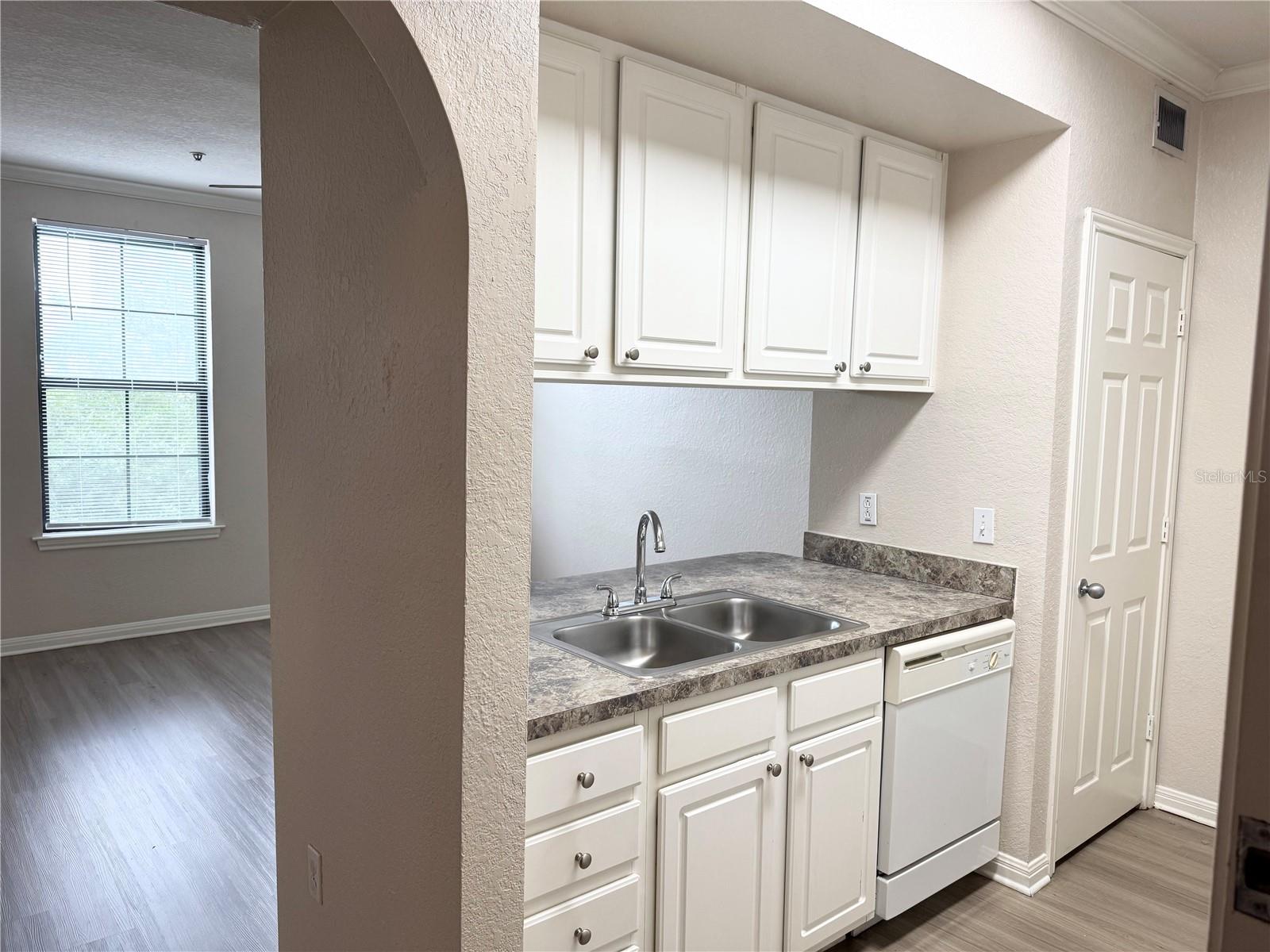 911 N ORANGE AVE #445 — photo 4