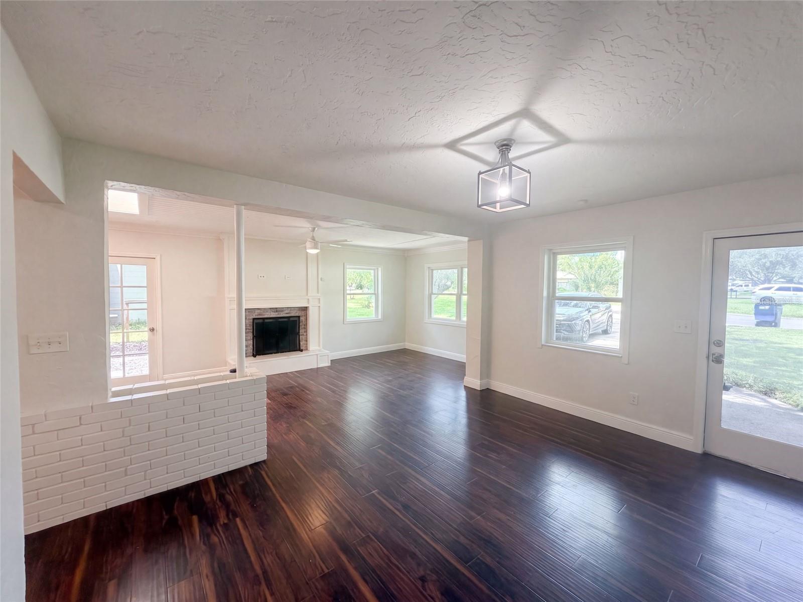 10806 W ELBOW DR — photo 3