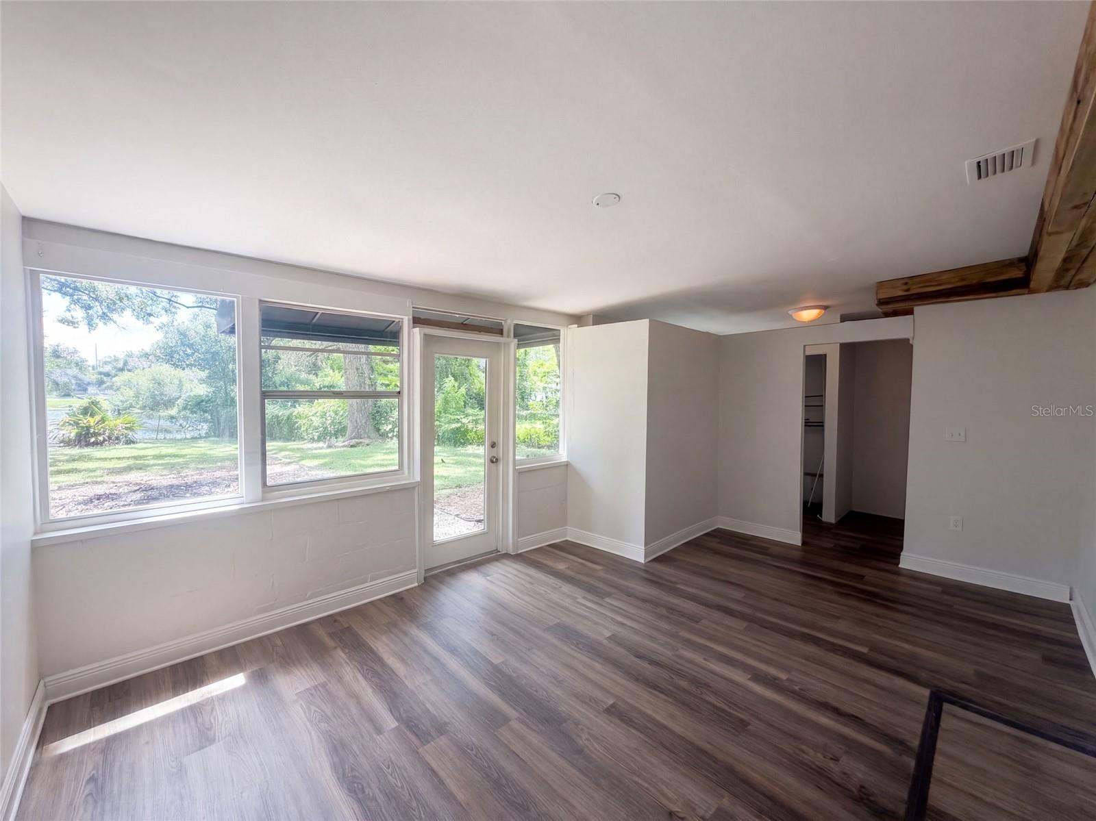 10806 W ELBOW DR — photo 9
