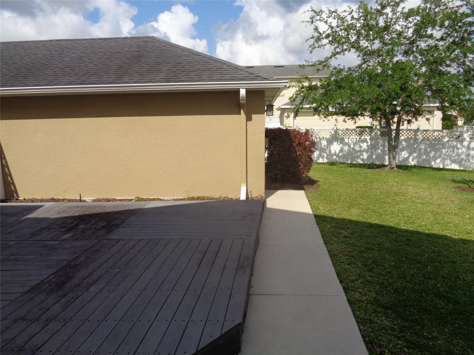 4152 CLEARY WAY — photo 10