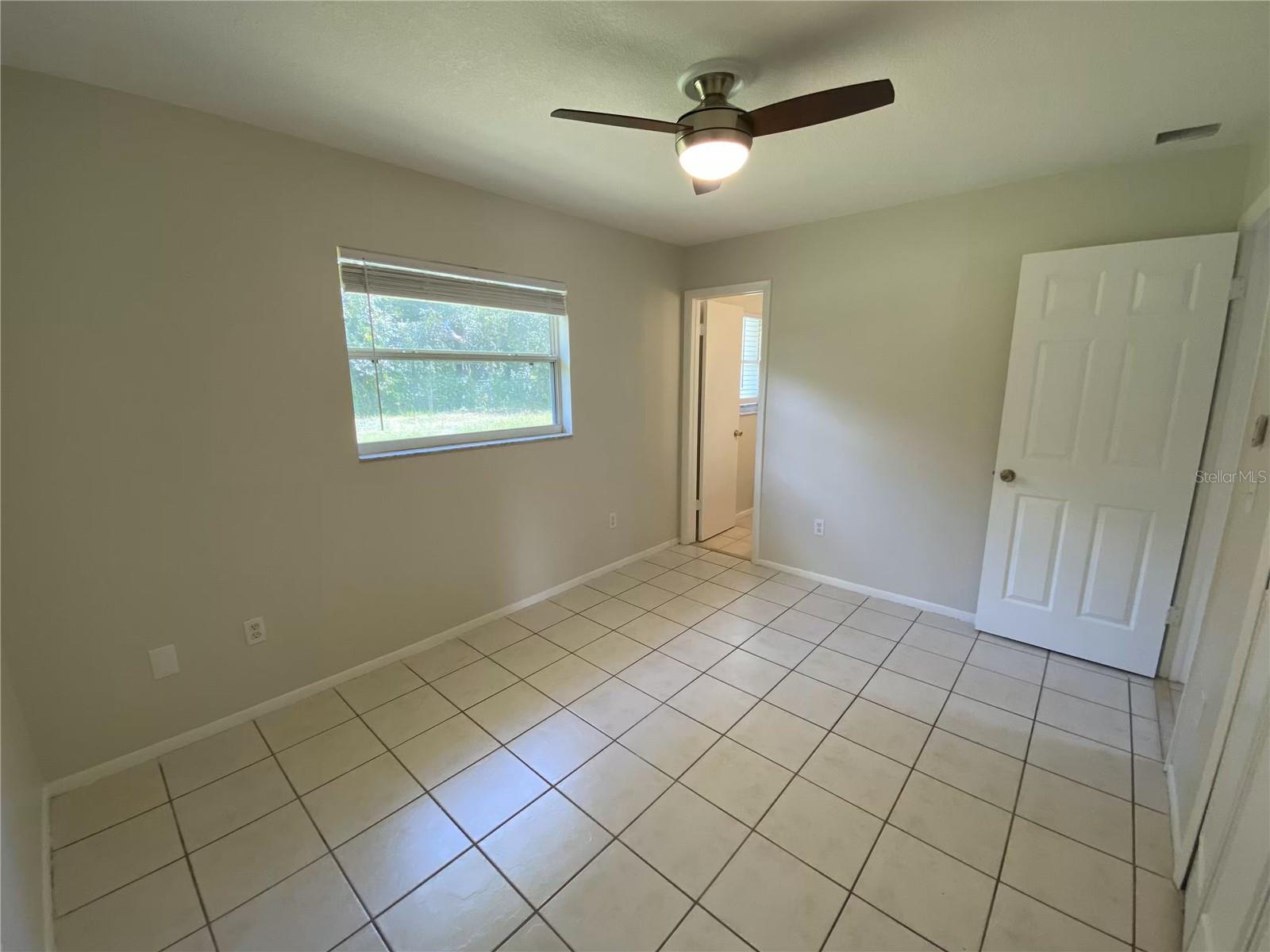 7518 QUAIL POND ST — photo 10