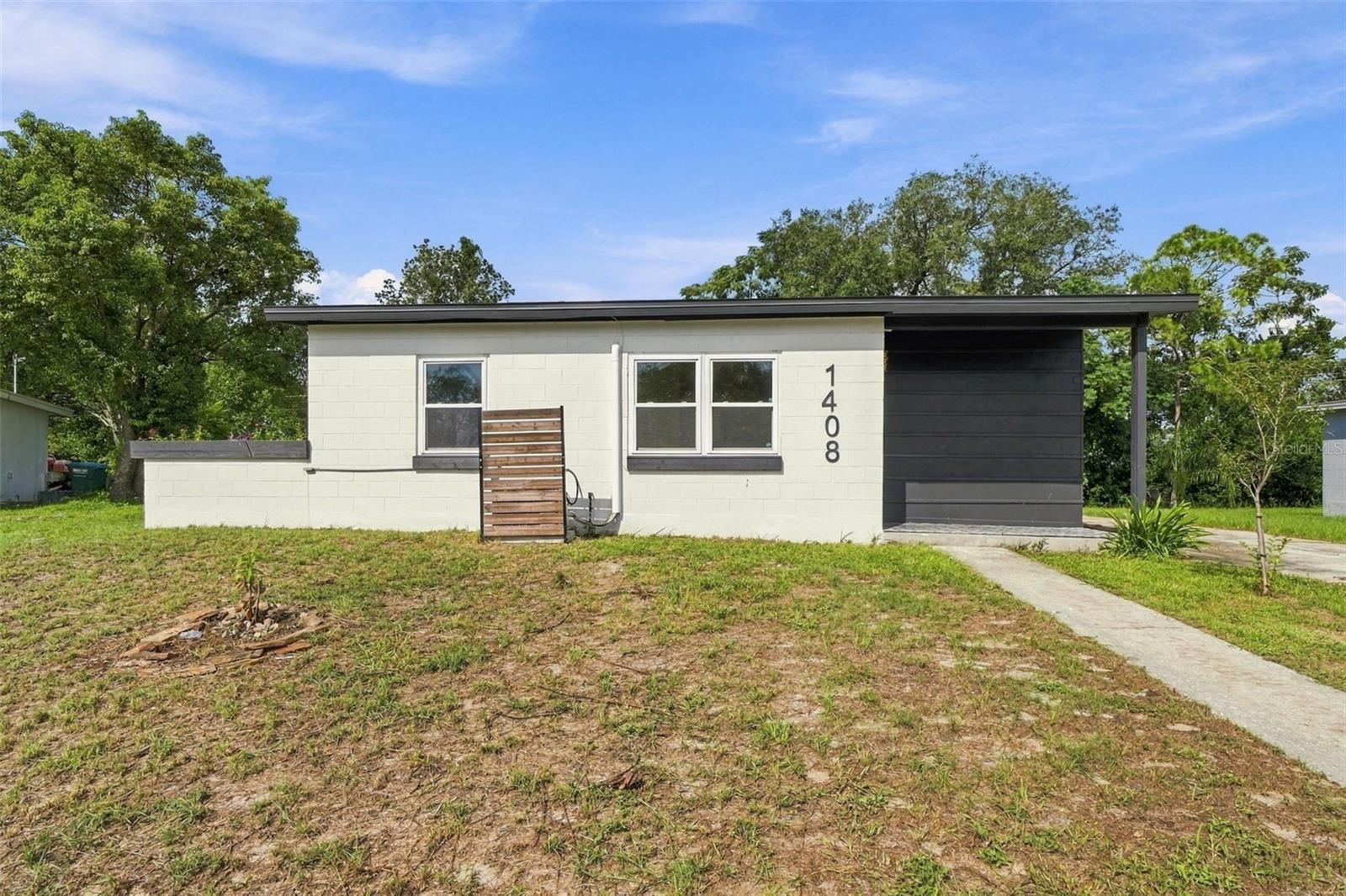1408 W WELLINGTON DR