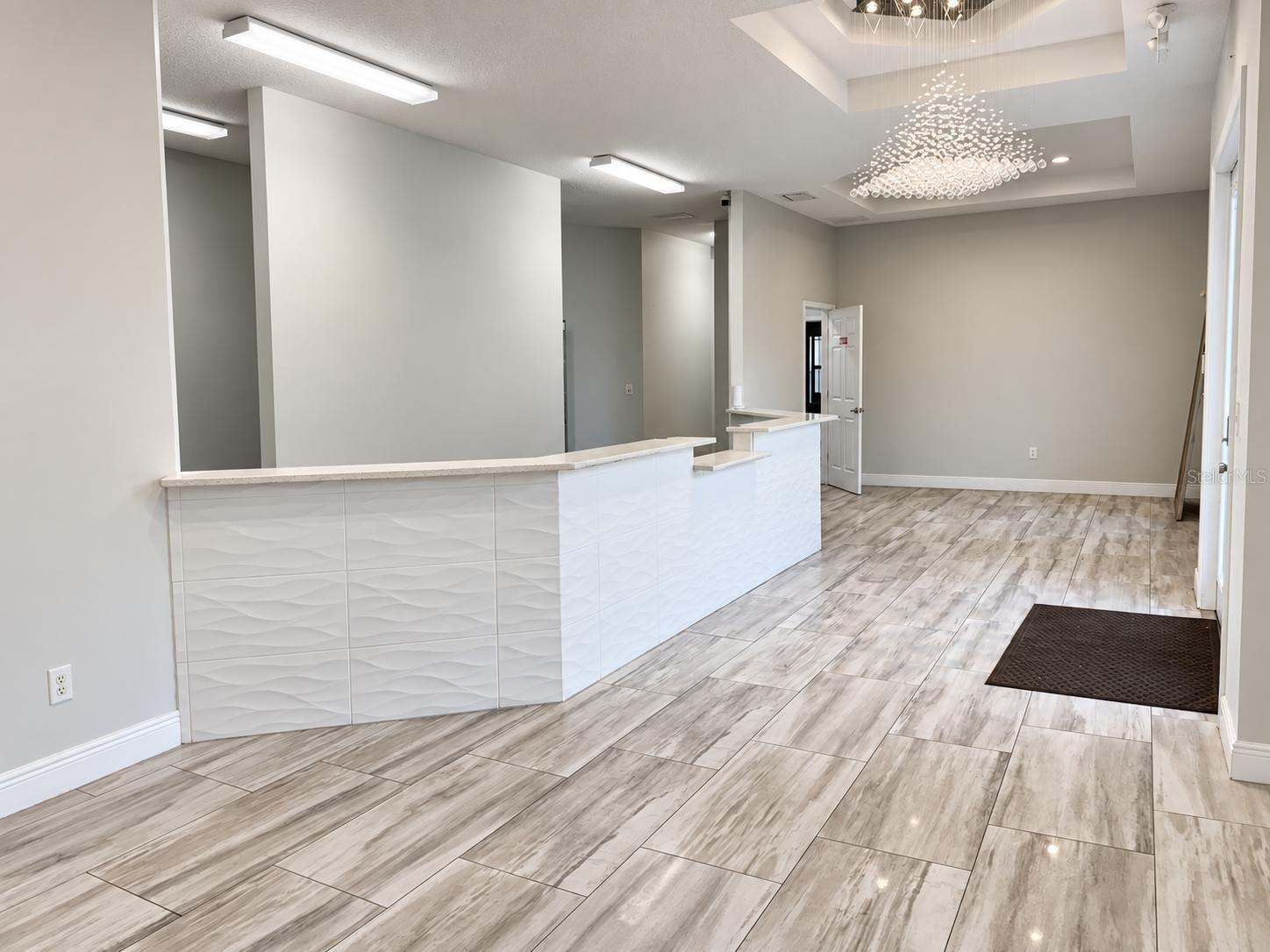 4355 HUNTERS PARK LN #9 — photo 3