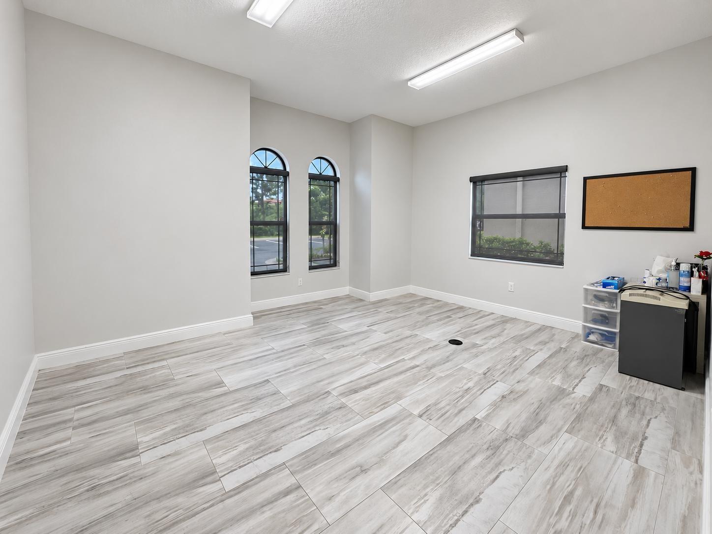 4355 HUNTERS PARK LN #9 — photo 9