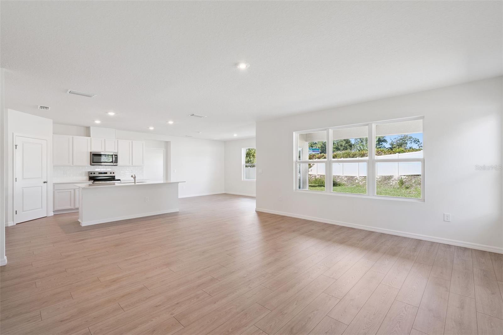 1108 MORFONTAINE ST — photo 12