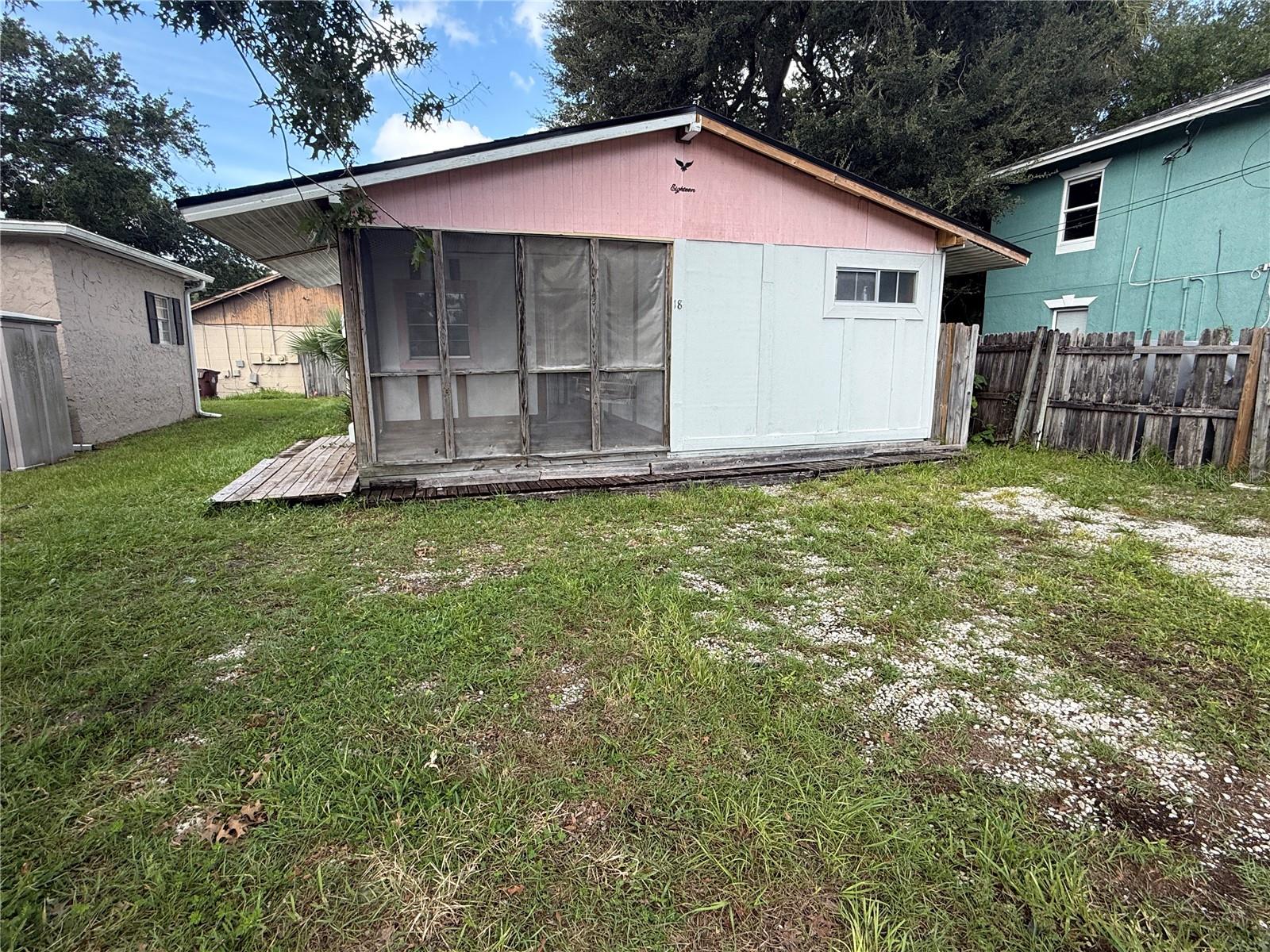 18 S PRIMROSE DR — photo 4