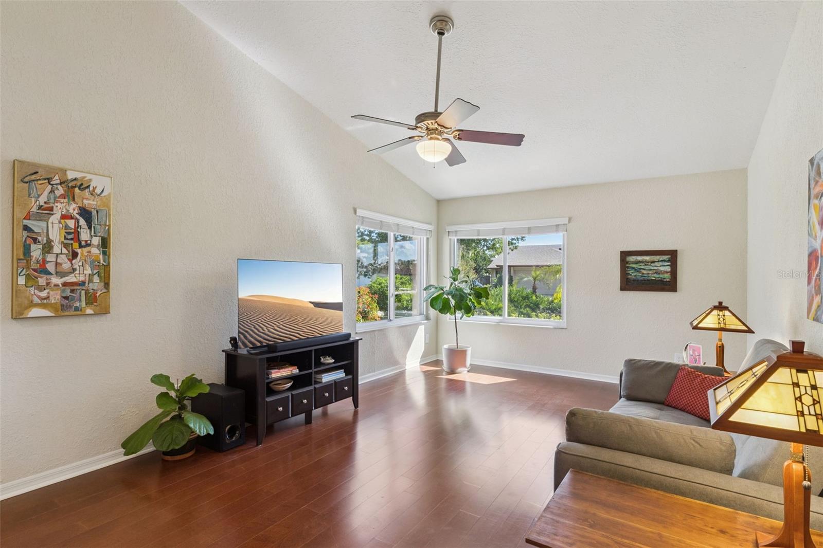 148 SPOONHOUR DR — photo 3