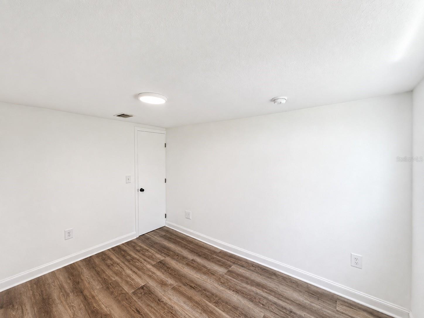 2310 S SHINE AVE #A — photo 8