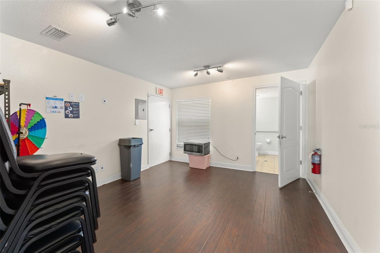 136 S BUMBY AVE #2 — photo 9