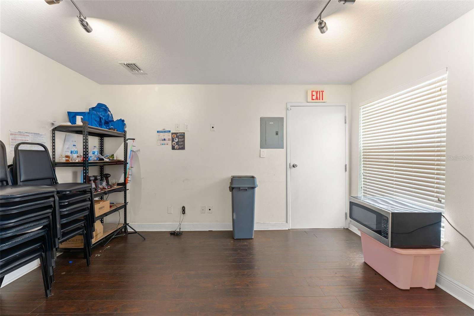136 S BUMBY AVE #2 — photo 10