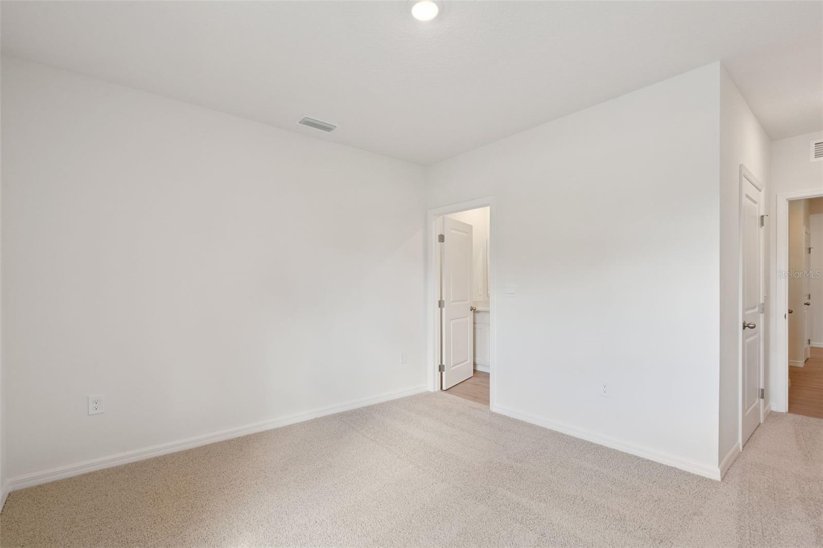 1160 MORFONTAINE ST — photo 7