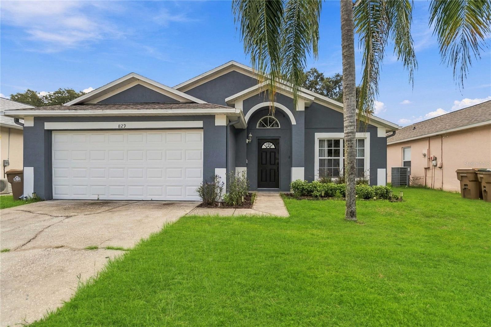 829 CLEAR CREEK CIR