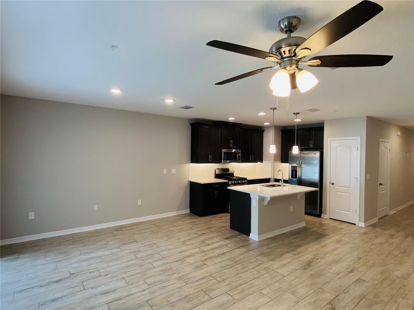 302 CEDAR BARK LN — photo 6