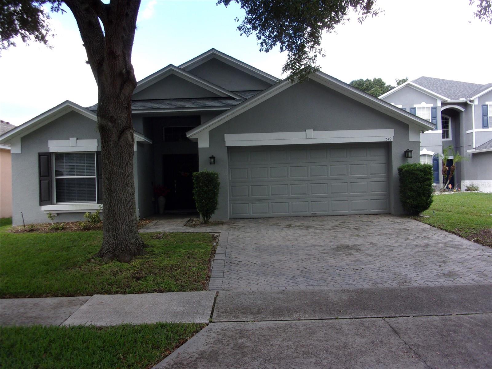 1519 LALIQUE LN