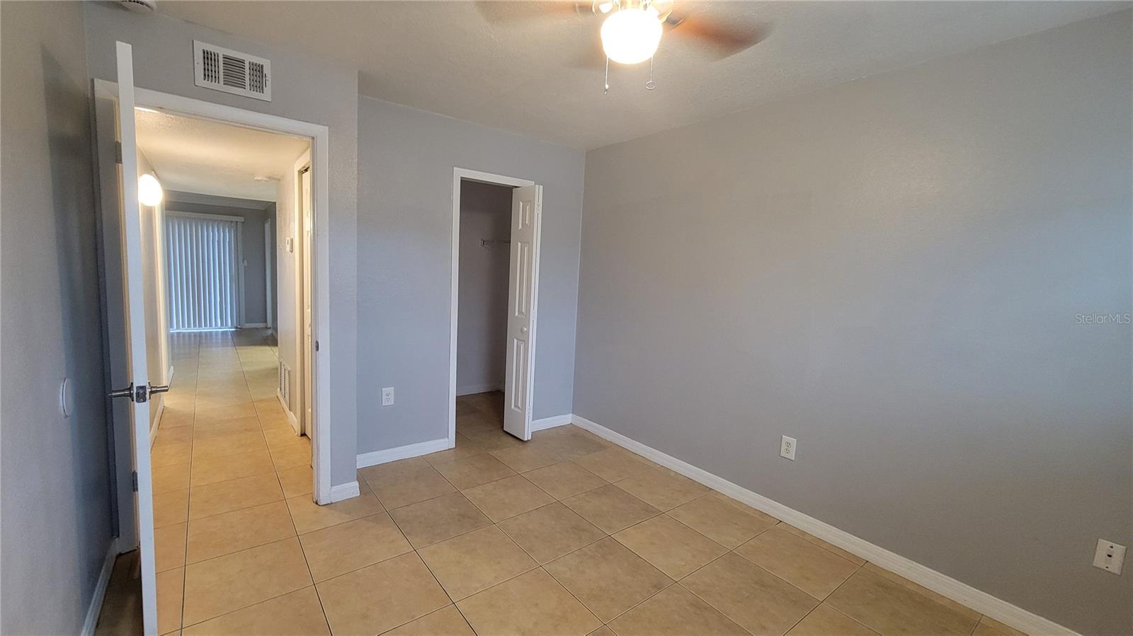 863 SKY LAKE CIR #A — photo 6