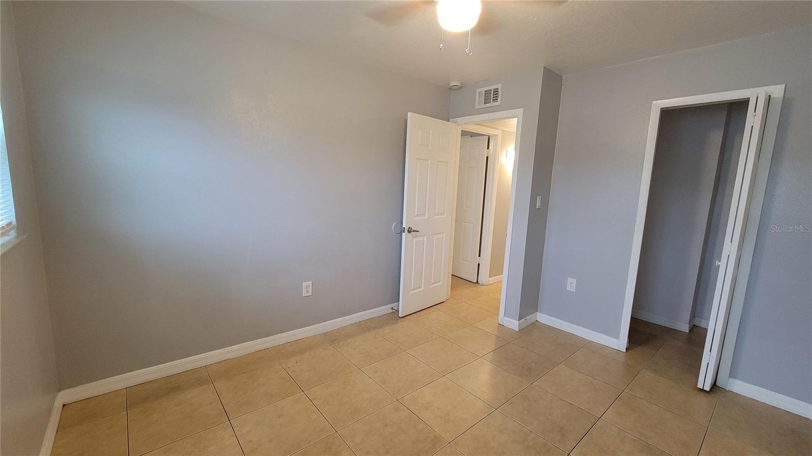 863 SKY LAKE CIR #A — photo 7