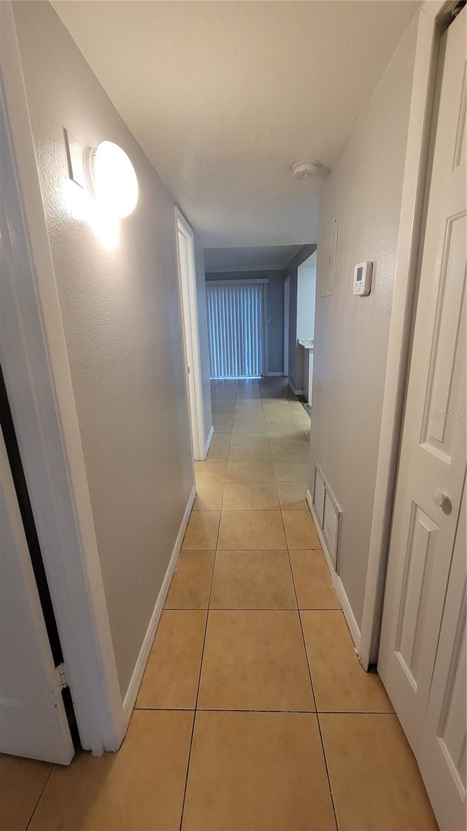 863 SKY LAKE CIR #A — photo 8
