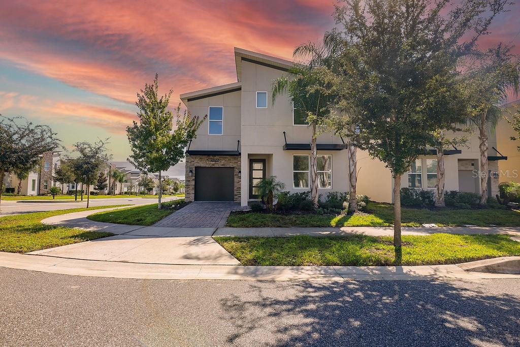 9255 SOMMERSET HILLS DR