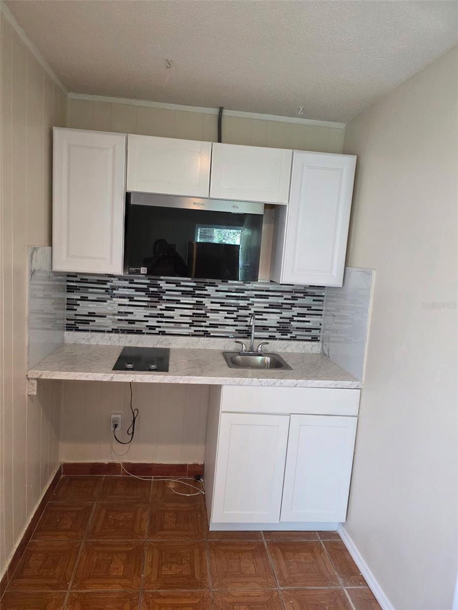 820 ORWELL AVE — photo 5