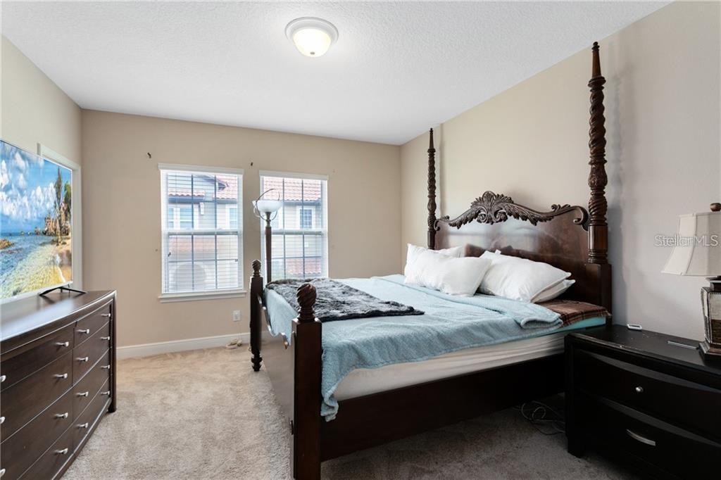 1412 LOBELIA DR — photo 8