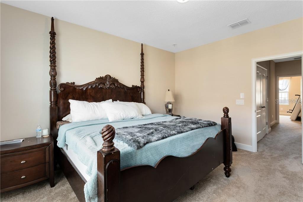 1412 LOBELIA DR — photo 9