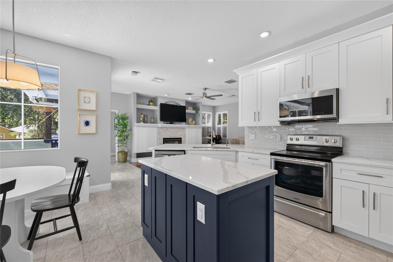 460 ALINOLE LOOP — photo 7