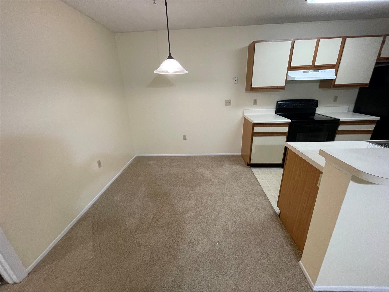 633 BUOY LN #304 — photo 3