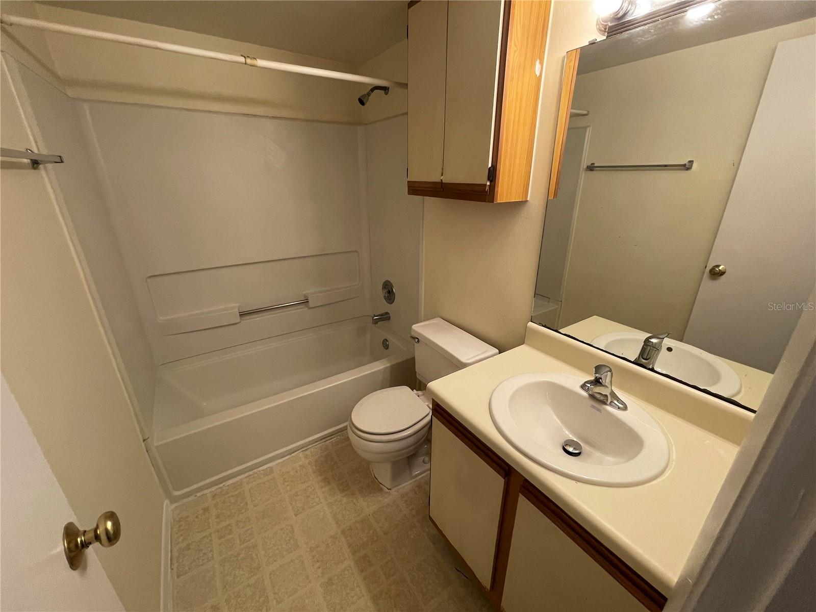 633 BUOY LN #304 — photo 6