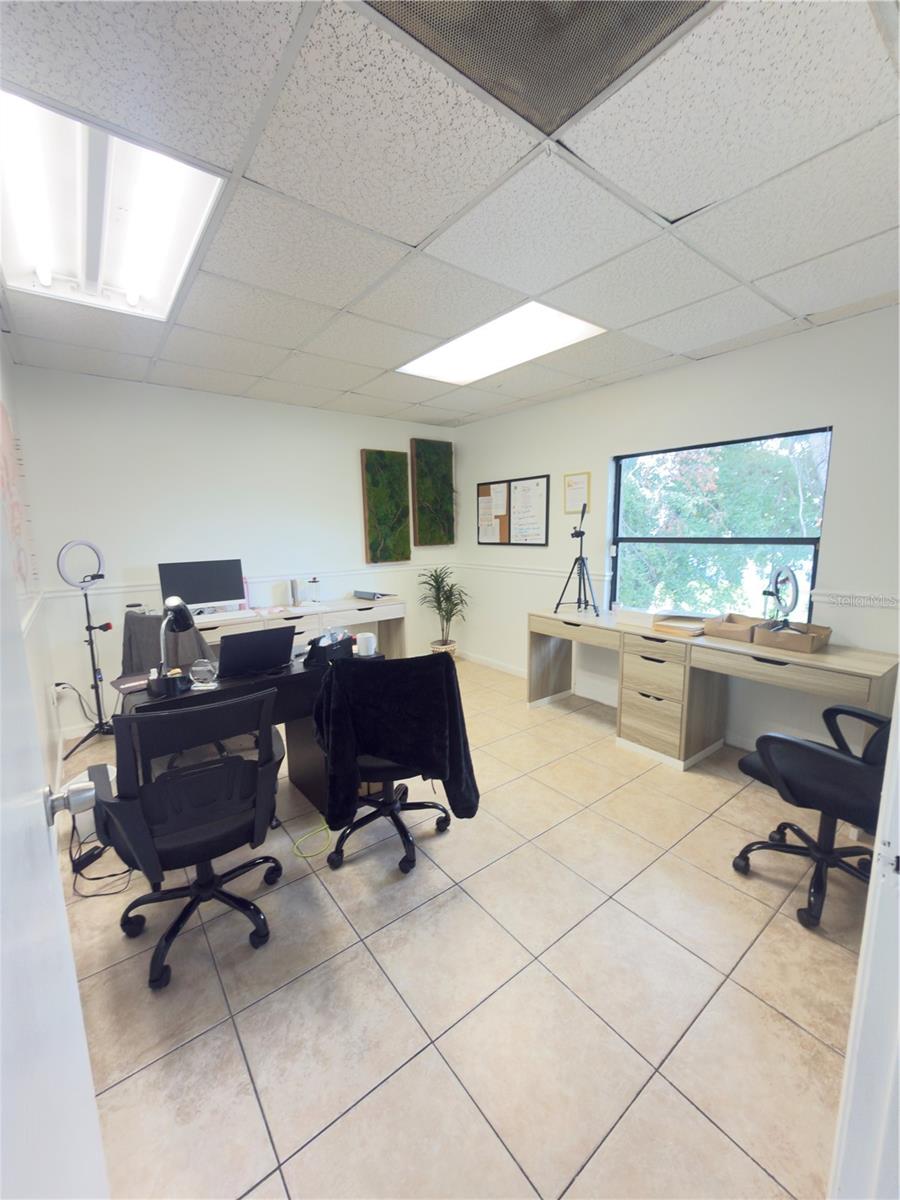 419 W VINE ST — photo 5