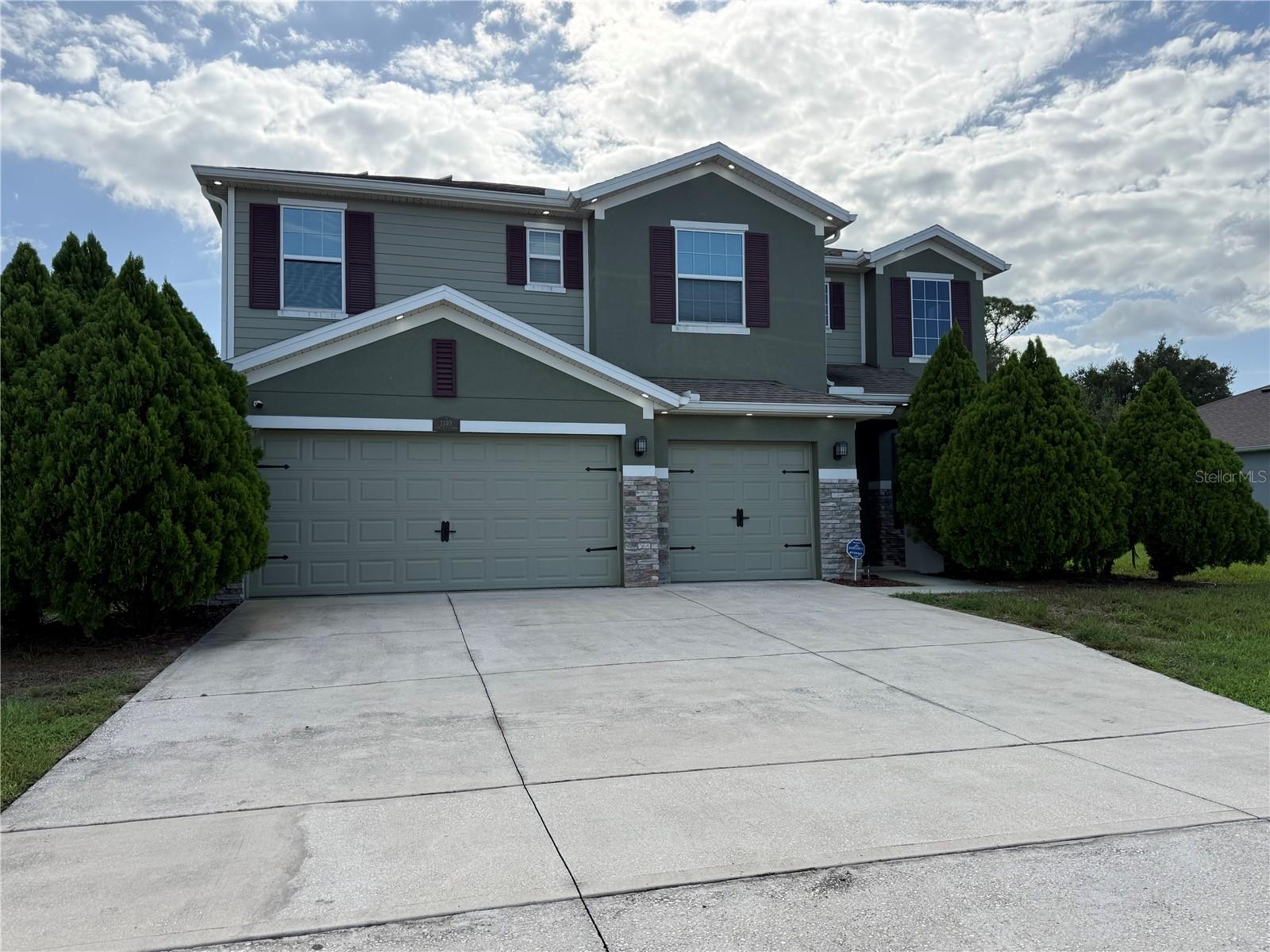 1340 LAKE BATON DR