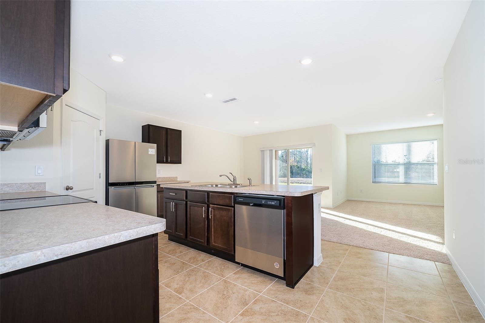 1391 FOX SQUIRREL DR — photo 12