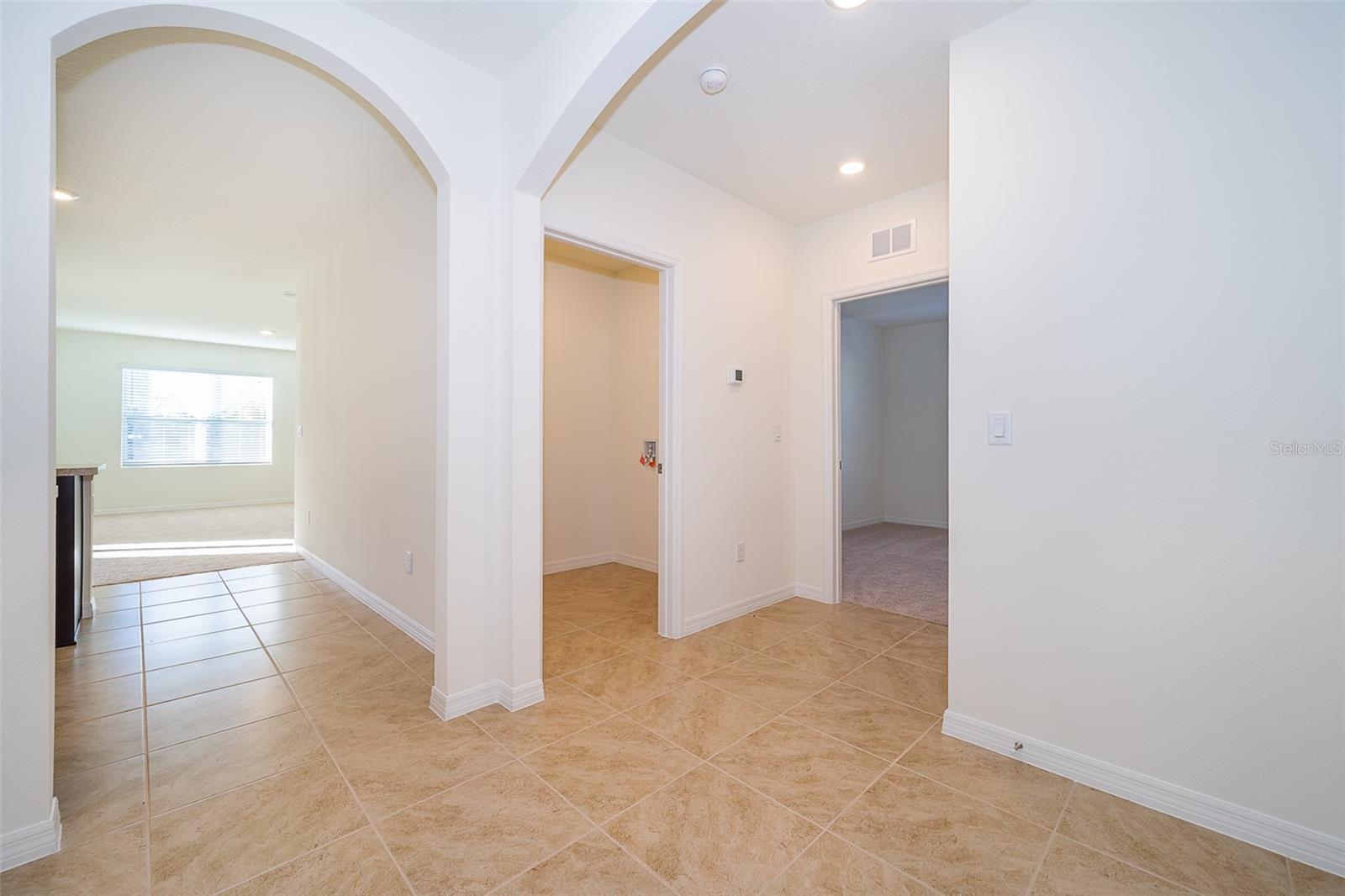 1391 FOX SQUIRREL DR — photo 9
