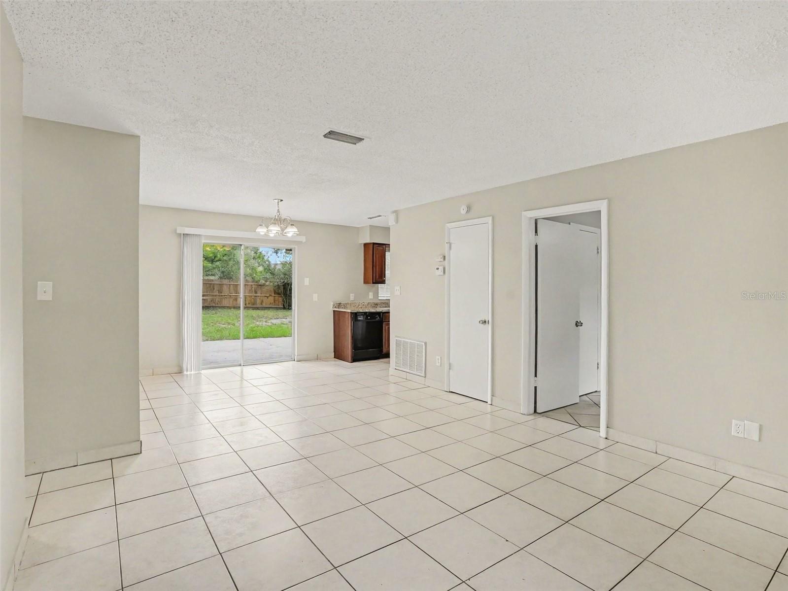 4514 COLBERT CT — photo 2