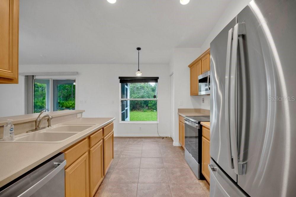 19 ZITHER CT — photo 9