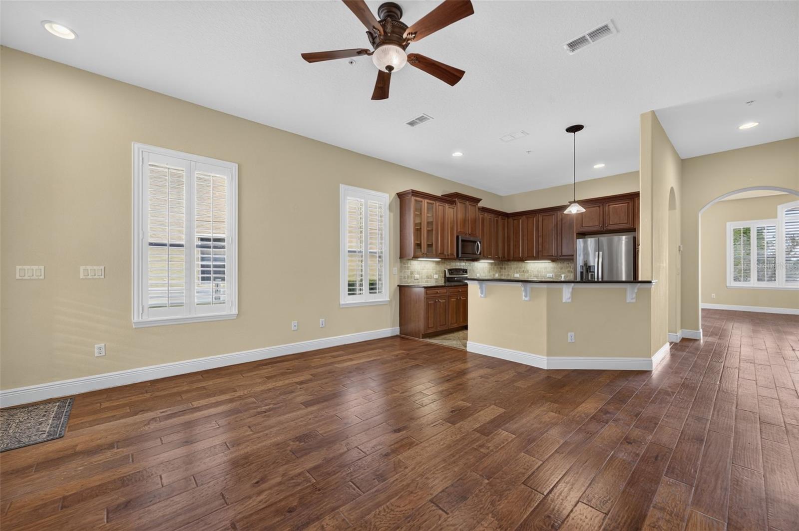 1122 CHARMING ST — photo 11