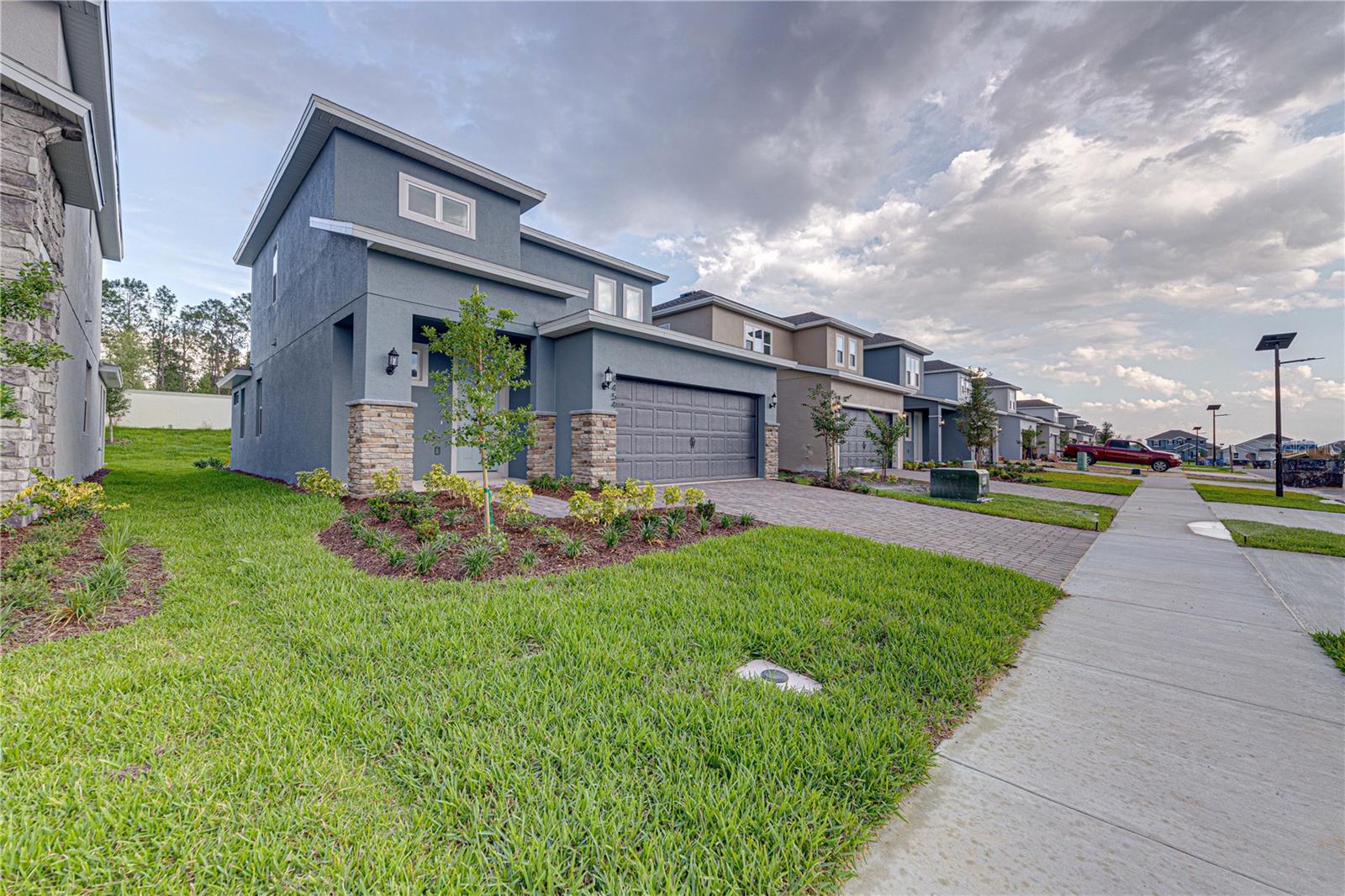 4454 DAVOS DR — photo 2