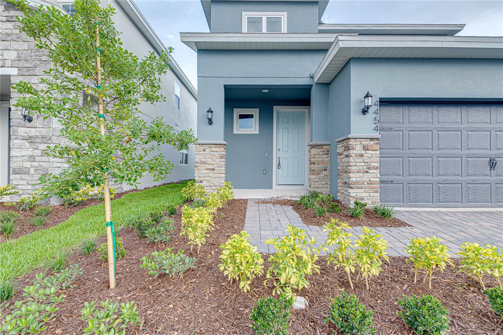 4454 DAVOS DR — photo 4