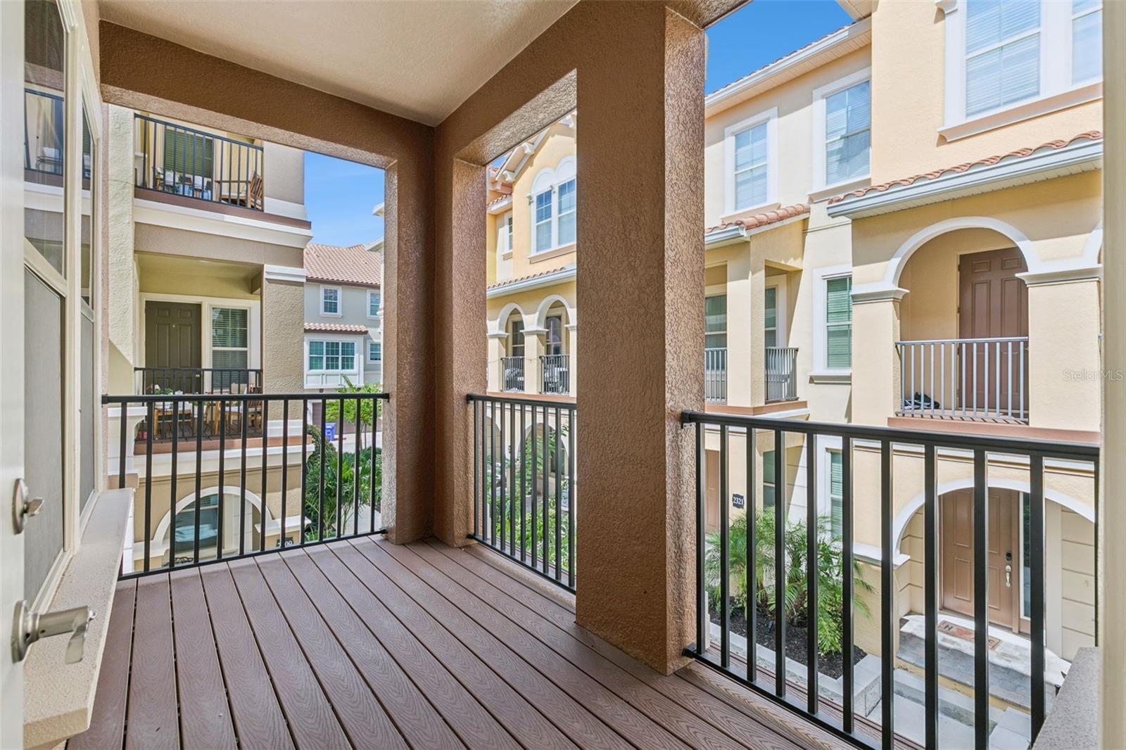 2333 LOBELIA DR — photo 11