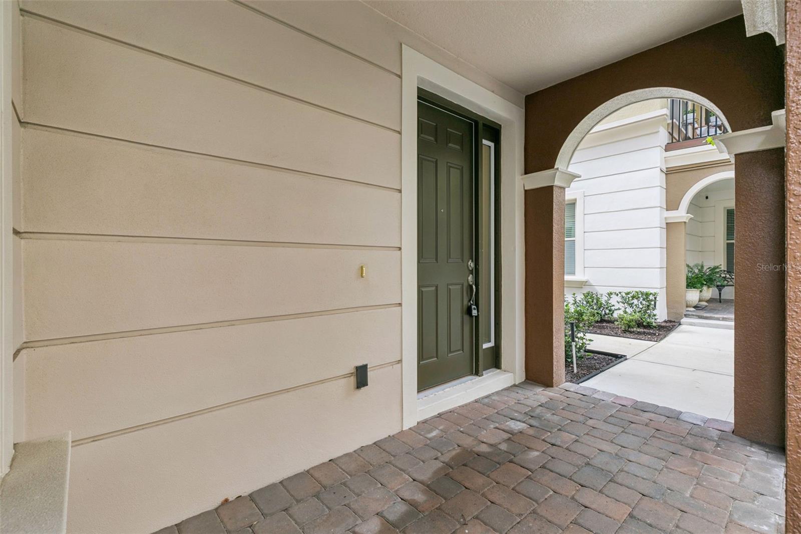 2333 LOBELIA DR — photo 3