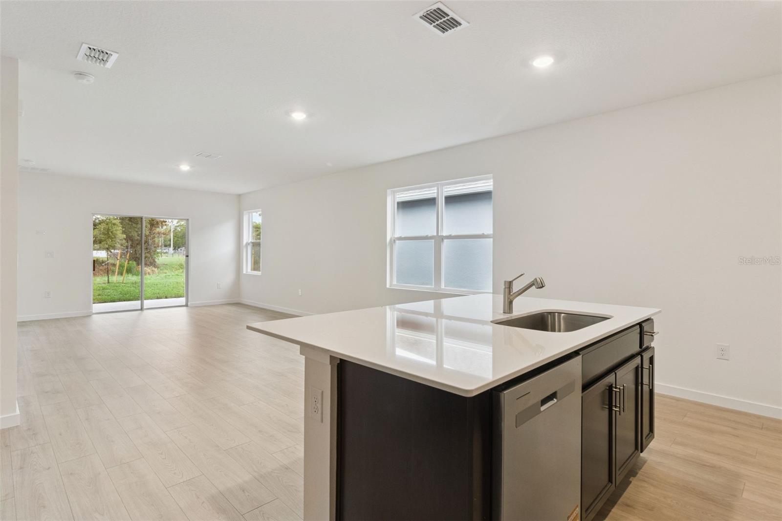 1832 KINDLE ST — photo 11